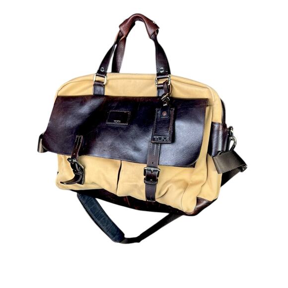 HTF 2009 Tumi Townhouse Sloane Briefcase Khaki/Leather $795 Retail - Picture 1 of 13